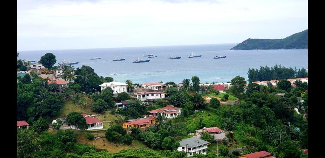 Maison L'Horizon De Quincey Village ภายนอก รูปภาพ